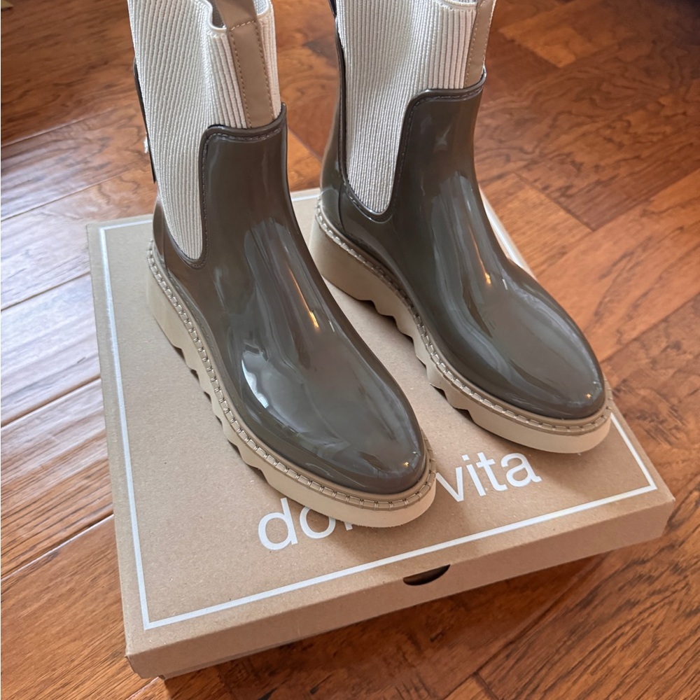 Tropic H2O Boots Dk Patent Stella Dolce Vita Women's green and Cream Rain Boots